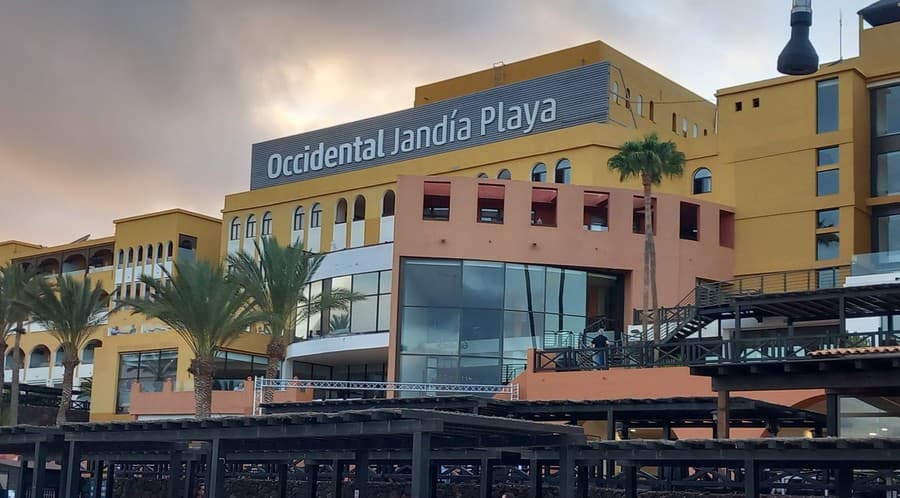 Manželia bývali v rezorte Occidental Jandia Playa na ostrove Fuerteventura.