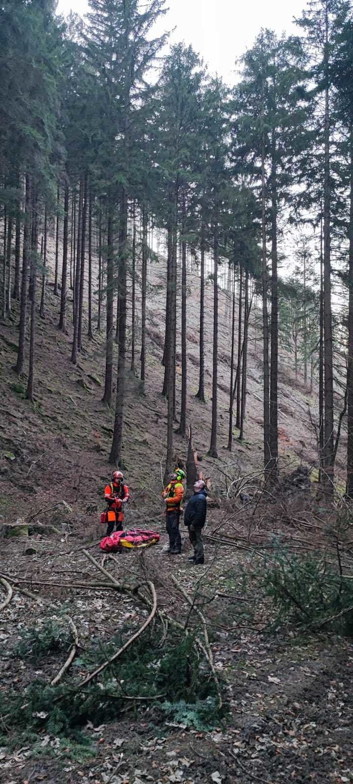 Muž si pri páde v Medzihorskej doline spôsobil vážne poranenie dolnej končatiny