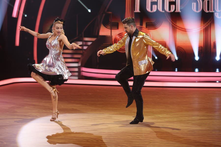 Prvé kolo 10. série Let's Dance. Na snímke Peter Sagan a Eliška Lenčešová.