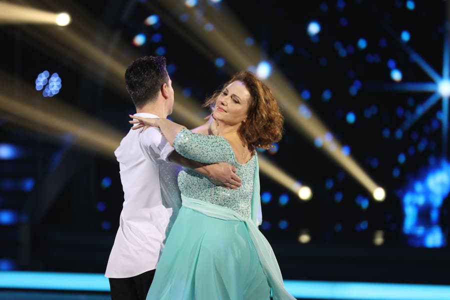 Prvé kolo 10. série Let's Dance. Na snímke Zuzana Mauréry a Matej Chren.