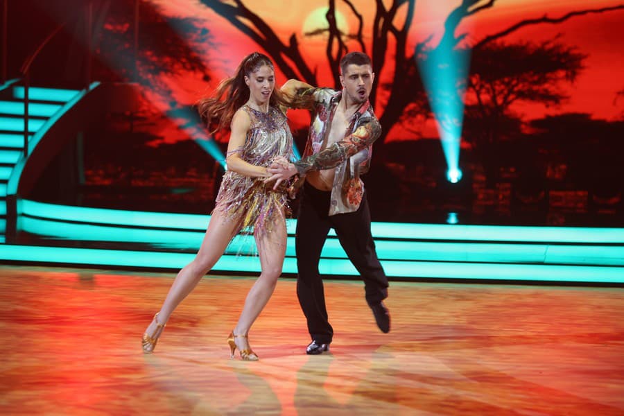 Prvé kolo 10. série Let's Dance. Na snímke Zuzana Porubjaková a Jaroslav Ihring.
