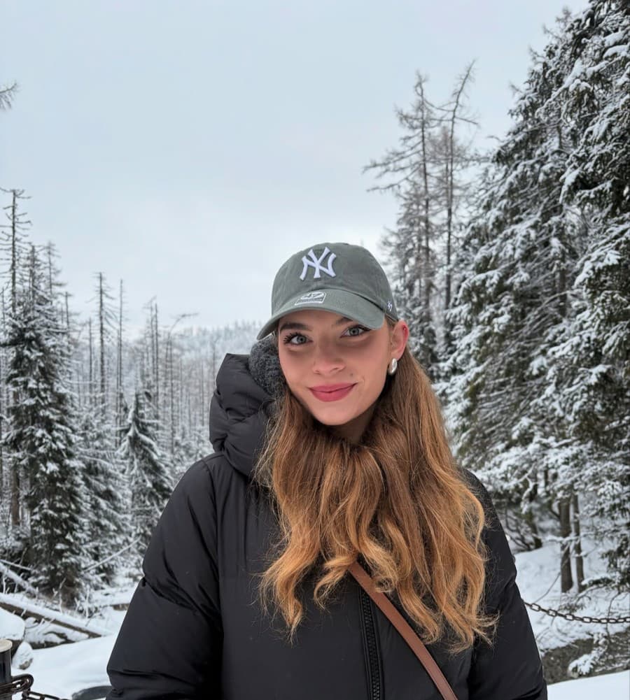 Simona Ondrušková (25).