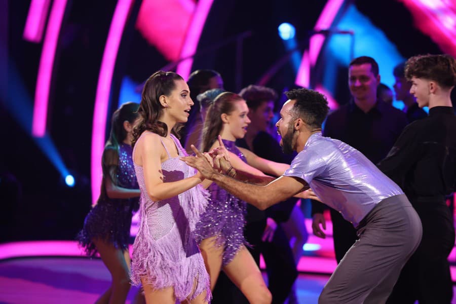 Štvrté kolo Let's Dance. Na snímke Ráchel Šoltésová a Titus Ablorh.