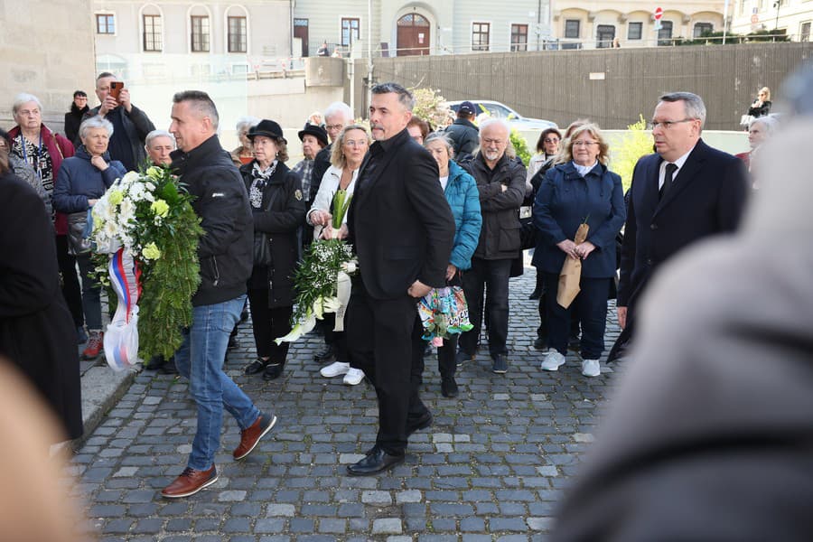 Posledná rozlúčka so Štefanom Kvietikom. Na snímke Lukáš Machala.