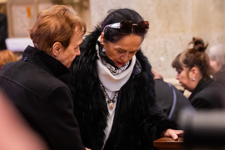 Pohreb Štefana Kvietika. Na snímke Hana Gregorová.