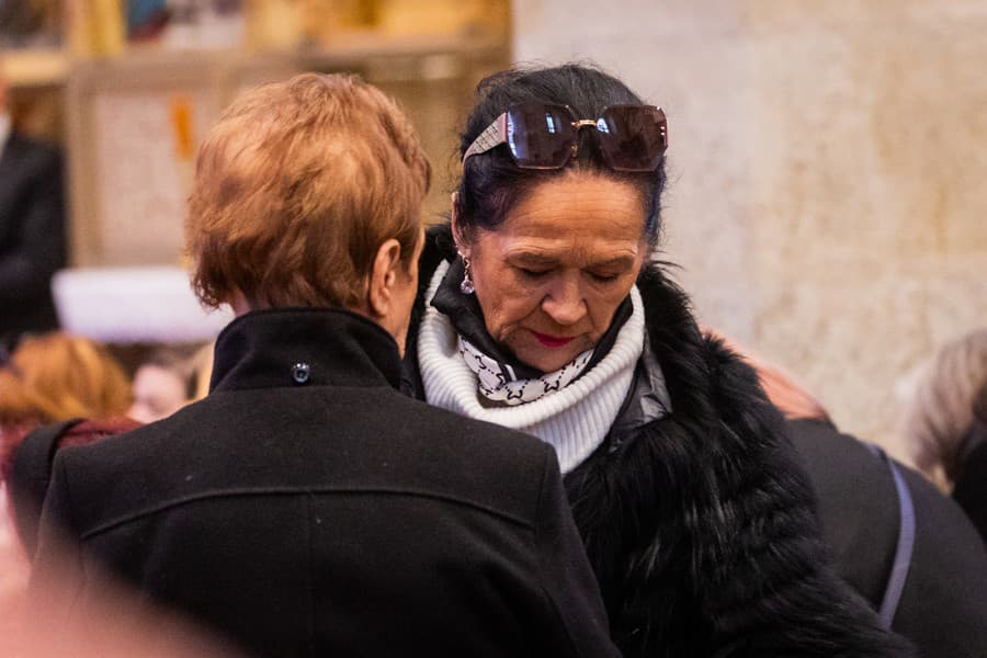 Pohreb Štefana Kvietika. Na snímke Hana Gregorová.
