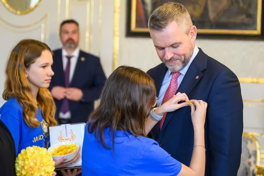 Prezident SR Peter Pellegrini prijal zástupcov Ligy proti rakovine
