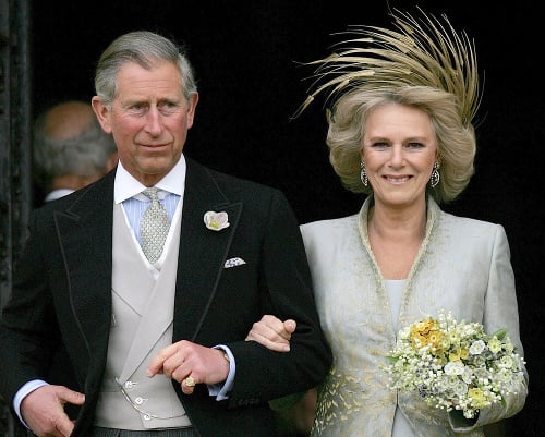 9. apríla 2005: Britský princ Charles a jeho čerstvá manželka Camilla.