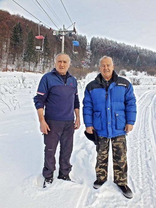 2019: Štefan Šlezják (72) a vpravo Jozef Korfanta (77), ktorí svojho času šéfovali sedačkovej lanovke z Dediniek na Geravy.