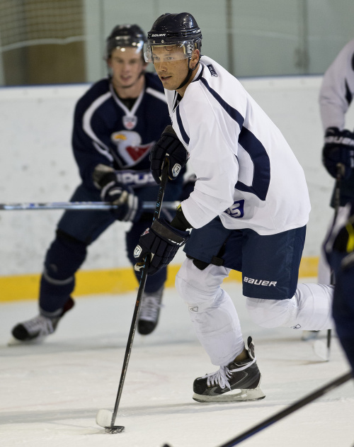 Slovan absolvoval prvý tréning na ľade s 18 hráčmi.