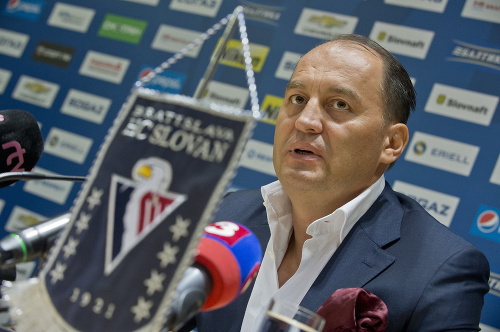 Na snímke generálny manažér HC Slovan Bratislava Maroš Krajči.