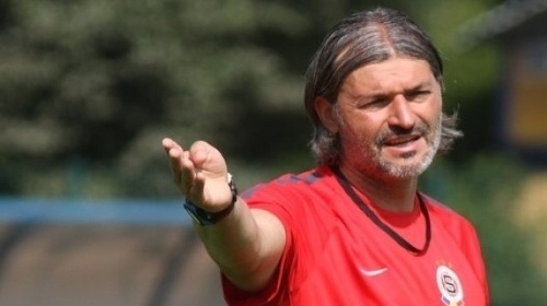 Pavel Srníček pôsobil naposledy v Sparte Praha ako tréner brankárov.