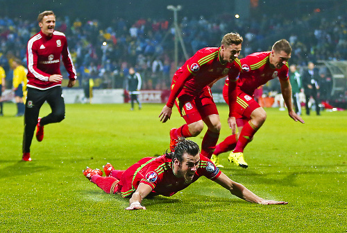 Gareth Bale splnil sen generácií futbalistov Walesu.