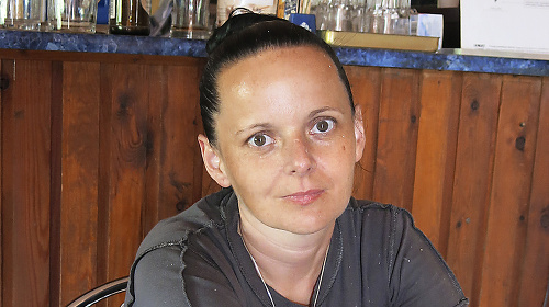 Erika Malíková (41), asistentka predaja, Vojany