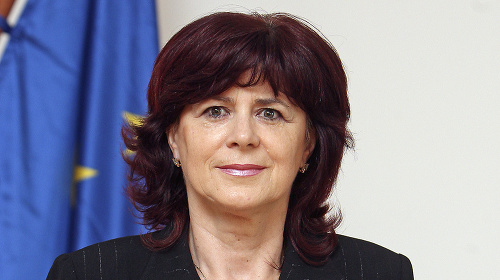 Monika Smolková (59 l.) – Dyrektor
