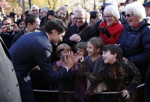 Nový kanadský premiér Trudeau si získal priazeň najmä mladých voličov.