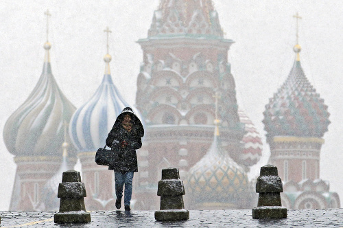 V Moskve nasnežilo už koncom minulého týždňa. Teraz zima dorazila aj k nám.