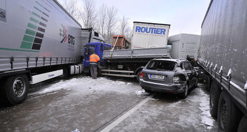 Hromadná nehoda na D1 v Česku.