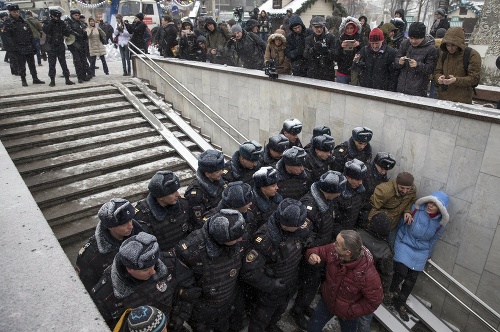 V Moskve musela zasahovať polícia.