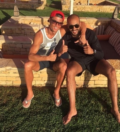 Cristiano Ronaldo a Bedr Harim. Priatelia alebo aj čosi viac?