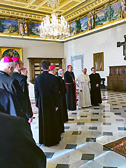 Slovenskí biskupi využili situáciu
a pýtali sa Svätého otca na biskupa Bezáka.