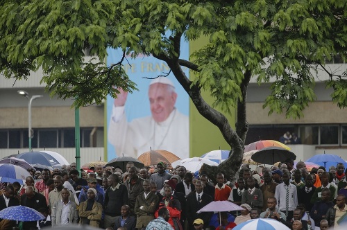 Pápež navštívil Nairobi.