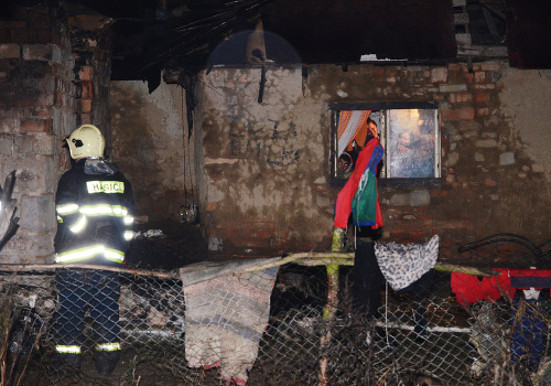 Pri požiari domu zahynuli tri deti.