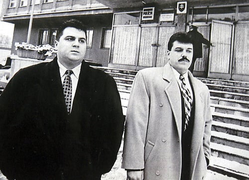 1997: Ján Kán a Mikuláš Černák sa v decembri 1997 prihlásili dobrovoľne na polícii.