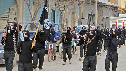 Bojovníci IS stínali hlavy deťom i ženám.