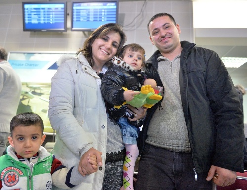 Prvá skupina kresťanských utečencov z Iraku pristála 24. januára v Prahe.