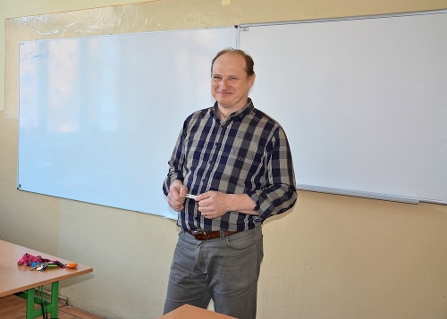 Ján Urbašík (51), učiteľ fyziky a matematiky, ZŠ M. R. Štefánika, Lučenec