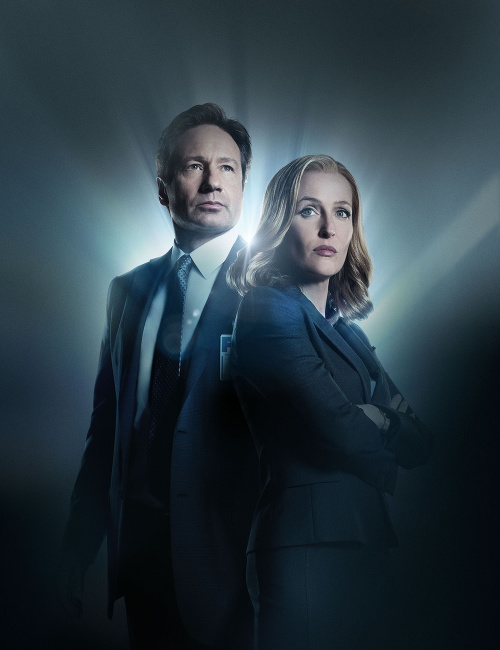 Agenti Mulder a Scullyová sú späť.