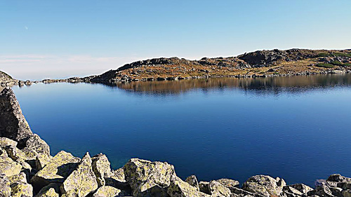 Batizovské pleso (1884 m n. m.) patrí k tým najkrajším v Tatrách. 