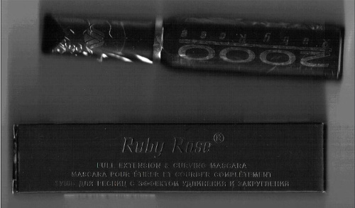 Na snímke nebezpečný výrobok s názvom Mascara Rich Black značky Ruby Rose.