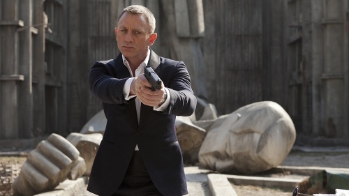 Daniel Craig ako James Bond vo filme Skyfall.