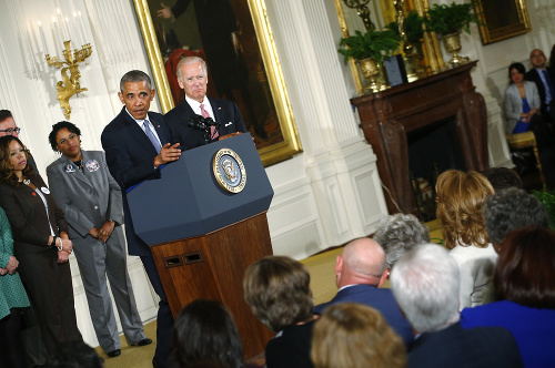 Obama sa počas prejavu o kontrole zbraní poriadne rozcítil.