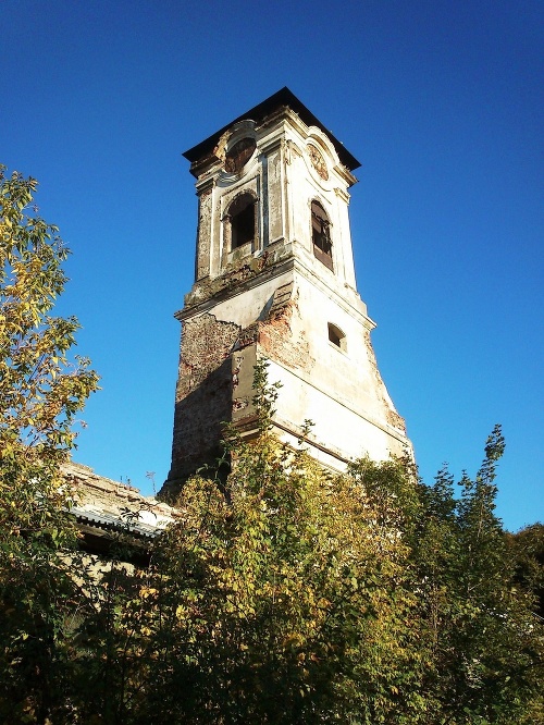 Do asi 25 metrov vysokej veže sa košický zvonár dostal pomocou rebríka a horolezeckého výstroja.