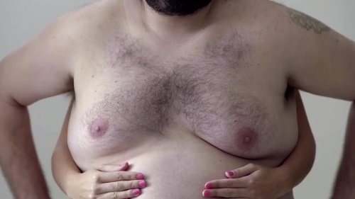 Tvorcovia kampane našli prsia, ktoré nikto cenzurovať nebude.
