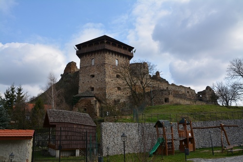 Fiľakovský hrad je národnou kultúrnou pamiatkou. 
