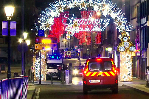 V uliciach Štrasburgu  je najvyššia pohotovosť.