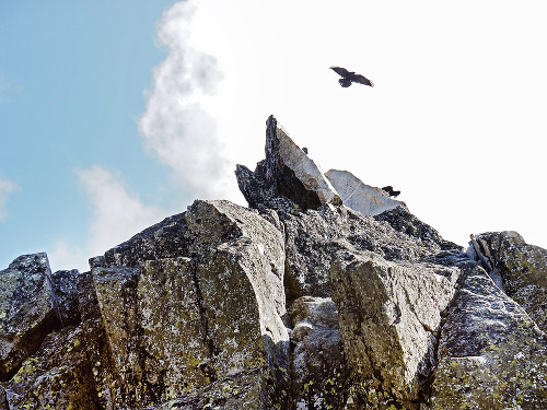 Končistá, Vysoké Tatry, 1.9.2019: Najväčší z vrcholov Končistej vyzeral ako kováčská nákova. Po zosuve skalného útvaru ostala sotva polovica. 