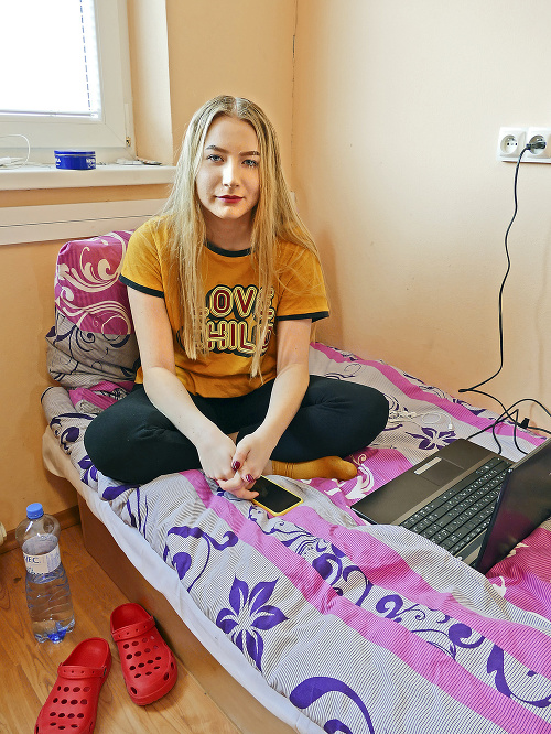 Daria (18), Ukrajina - Nikdy neviem, kedy sa začne vyučovanie.