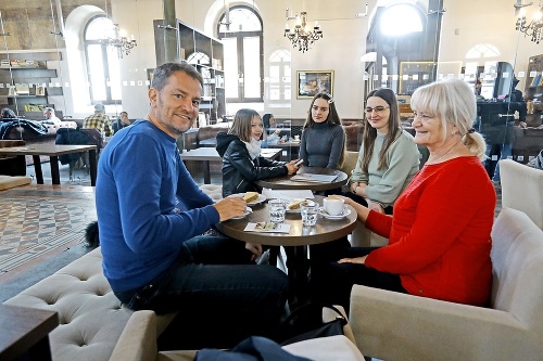 Igor Matovič na káve s rodinou