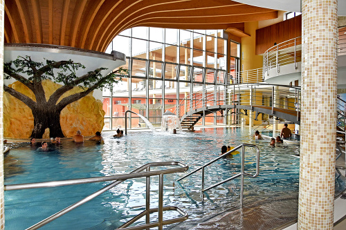 Welness: Vnútorné bazény oceníte najmä v zime.