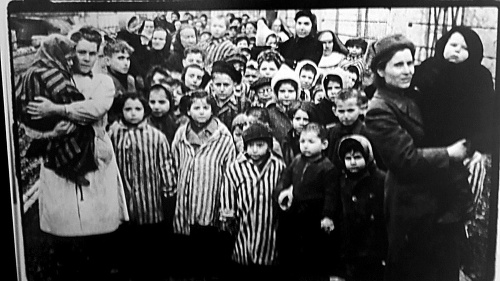 Do koncentračného tábora Auschwitz deportovali zo Slovenska vyše 65-tisíc ľudí.