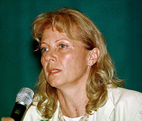 Ruskova bývalá spoločníčka Volzová žije v Nemecku.