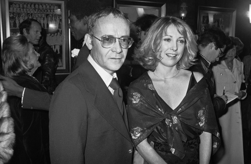 Buck Henry a Teri Garr na archívnej snímke z roku 1977