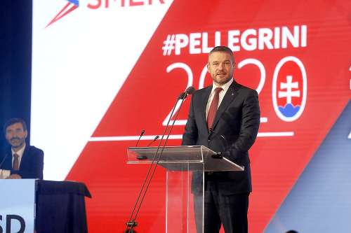 HLAVNÝ PREJAV: Fica nahradil líder kandidátky do volieb, premiér Pellegrini.