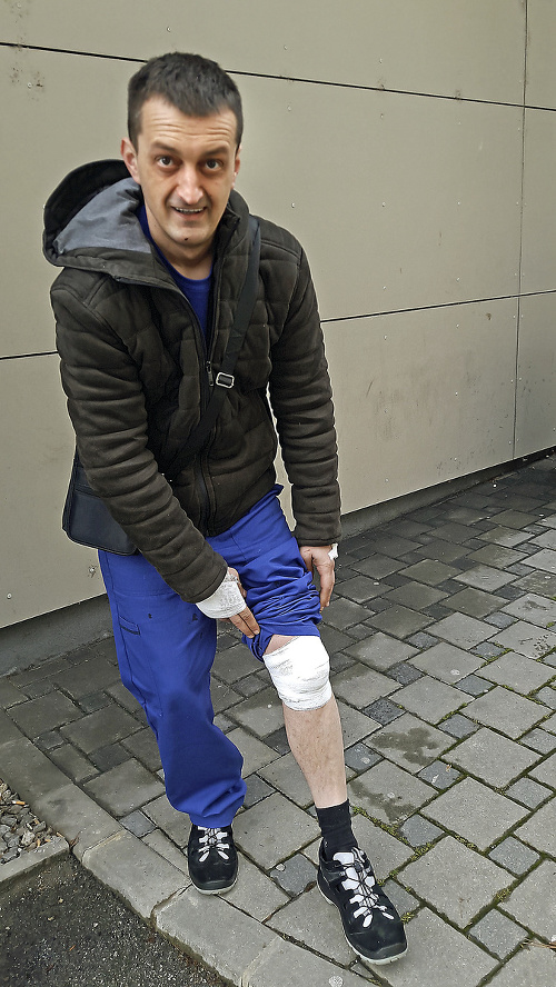 Srb Dragan si natrhol  koleno a zranil ruku.