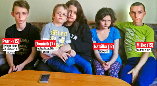 Mama Denisa (39) s deťmi